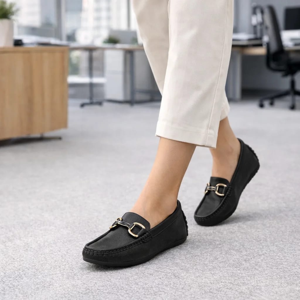 UrbanToes Women’s Black Cushioned Walking Flats - UrbanToes